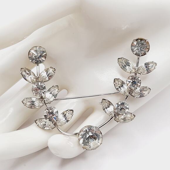 Vintage Clear Rhinestone Brooch Mid-Century Silver Tone Wedding Pin 2 1/2 Inch - Picture 2 of 10